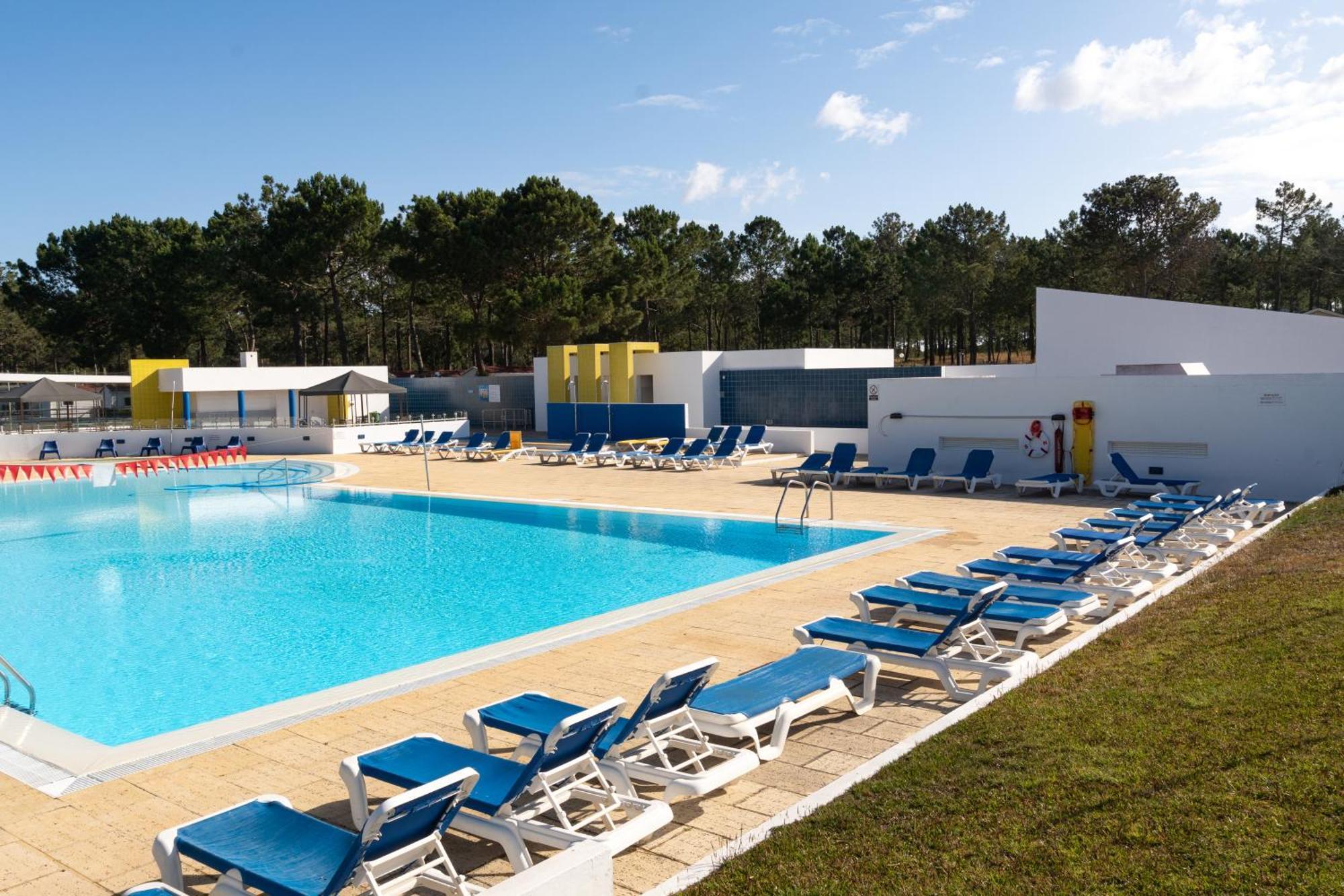 Parque De Campismo Orbitur Sitava Milfontes Hotel Malhadinhas Buitenkant foto
