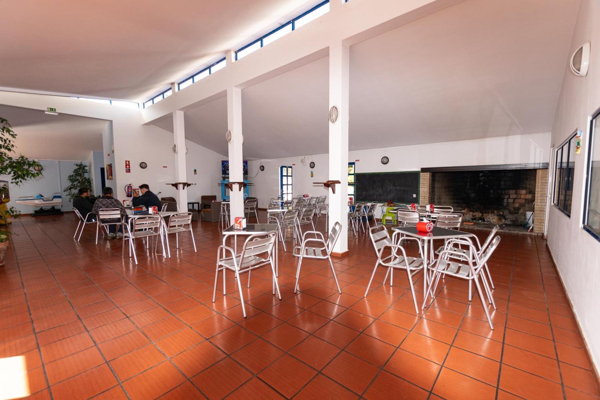 Parque De Campismo Orbitur Sitava Milfontes Hotel Malhadinhas Buitenkant foto