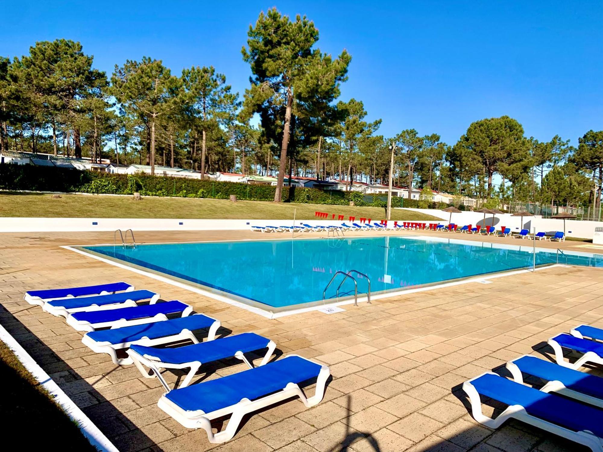 Parque De Campismo Orbitur Sitava Milfontes Hotel Malhadinhas Buitenkant foto