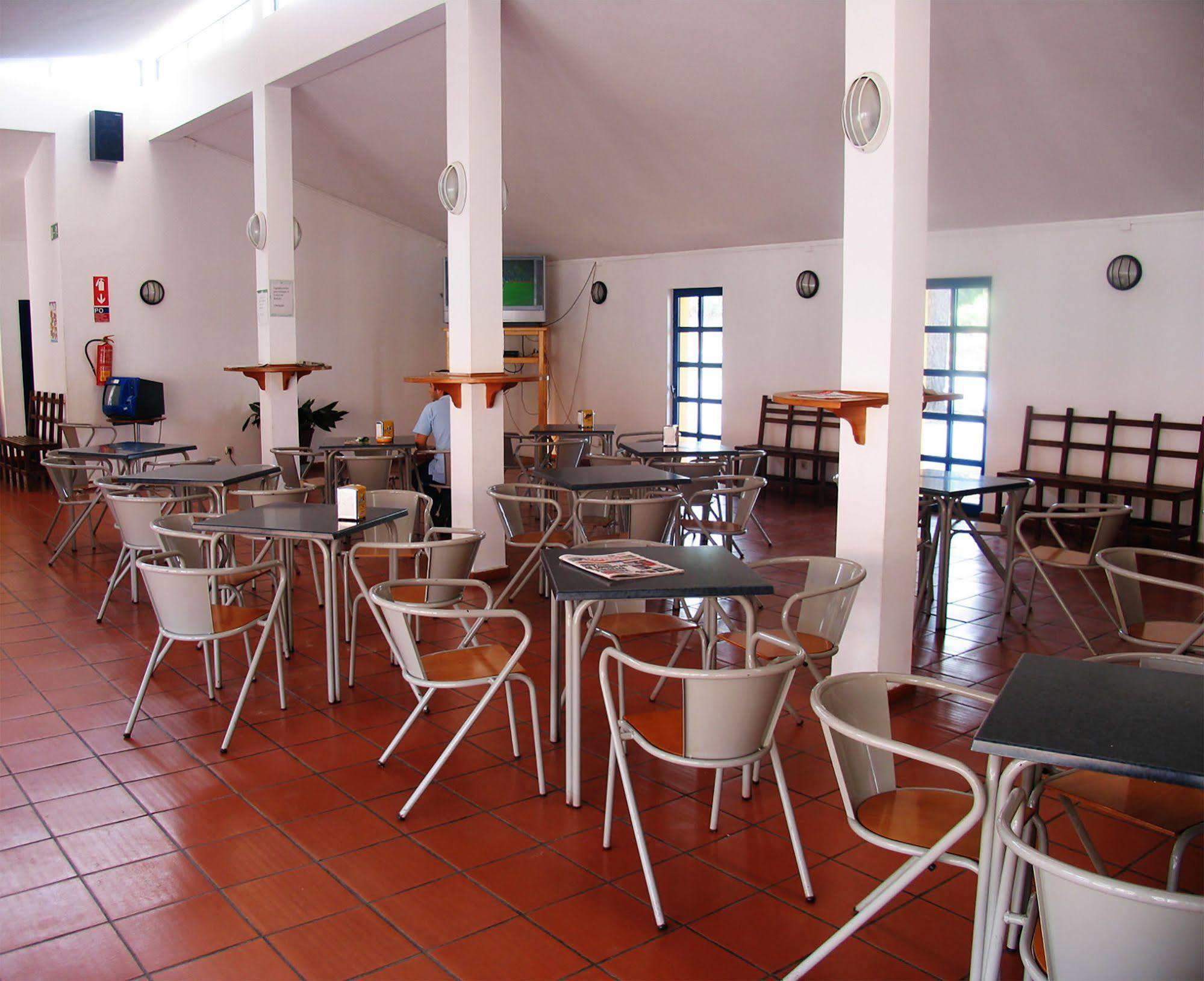 Parque De Campismo Orbitur Sitava Milfontes Hotel Malhadinhas Buitenkant foto